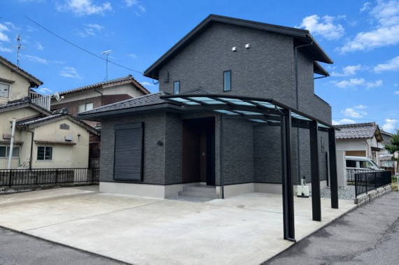 米子市両三柳　中古住宅の画像