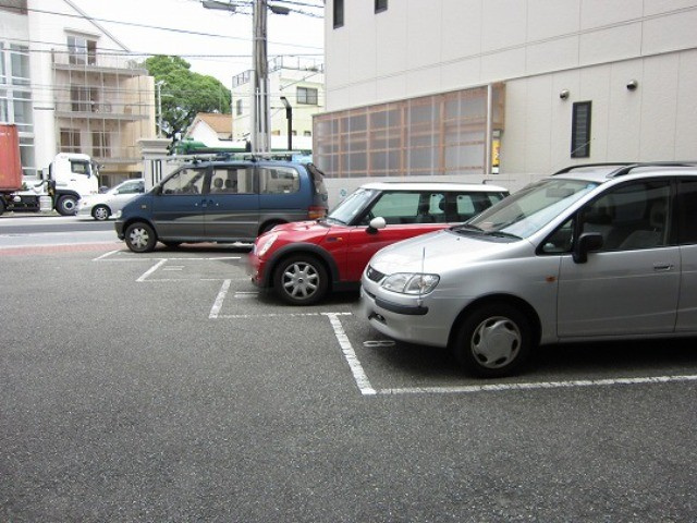 メイクアップハイツ須磨浦の駐車場|現在空きなし