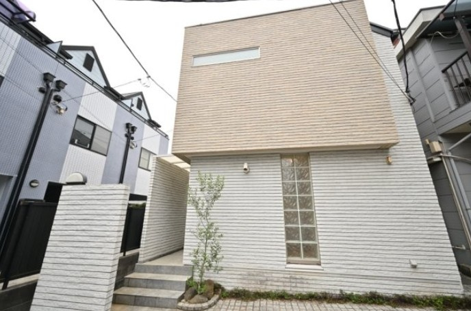 新宿7丁目戸建ての外観
