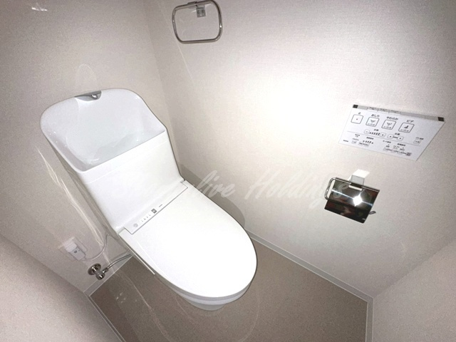 Villa Blancheのトイレ|温水洗浄便座付き♪※同施工別建物