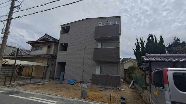 アート高槻の外観