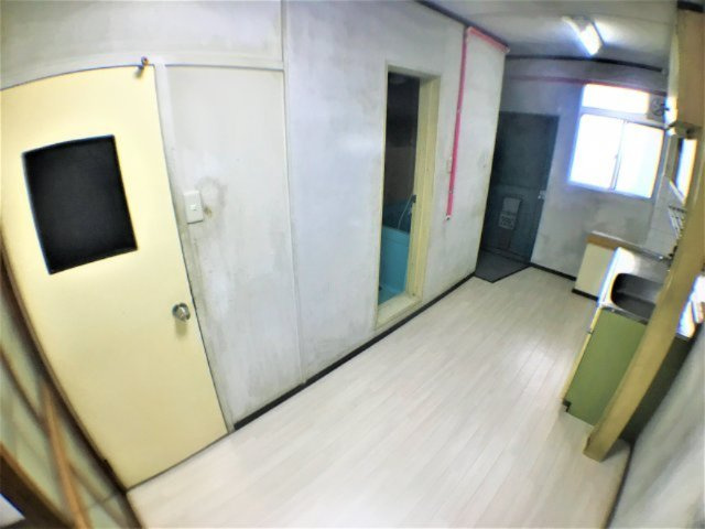 みよしやビルの居間・リビング|※別部屋同間取りのお写真となります。参考にご覧くださいませ。