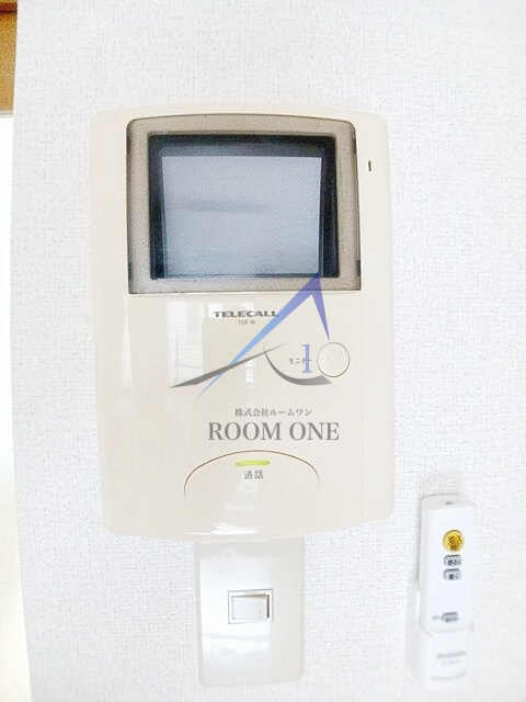 ステュディオ入江のセキュリティ|モニター付きインターホンです。