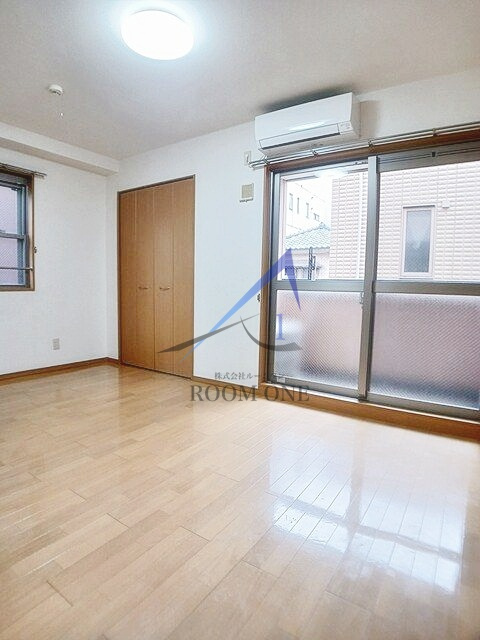 ステュディオ入江の居間・リビング|洋室のお部屋です。