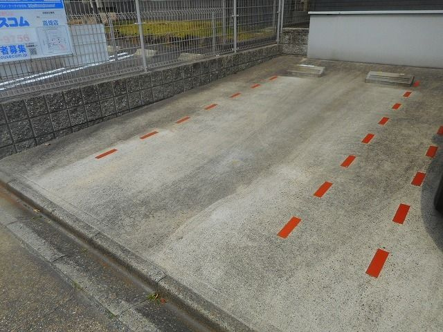 フレーシュの駐車場|駐車場完備です
