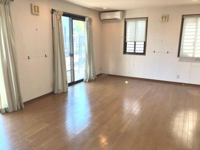 【居間・リビング】 | 東羽倉崎町戸建