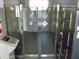 ゆとりのあるエントランスです