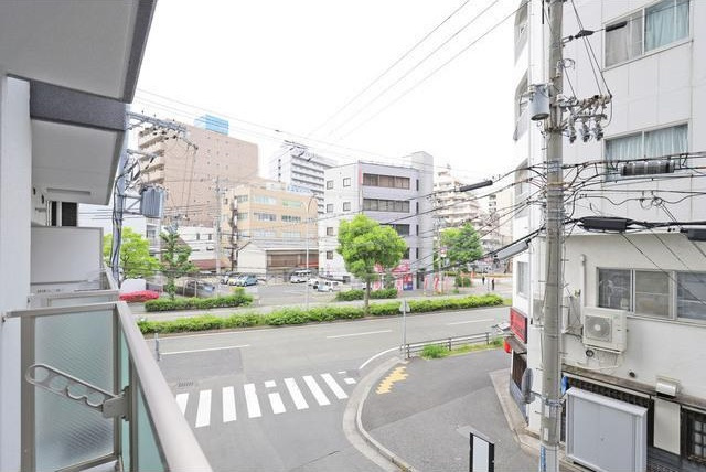アーバングリーン兵庫ステーションフロントのバルコニー|同物件別部屋写真