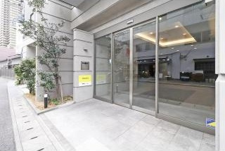 アーバングリーン兵庫ステーションフロントのエントランス