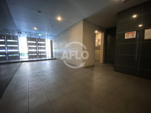 アーバネックス四ツ橋　堀江小学校区のロビー|アーバネックス四ツ橋　ロビー