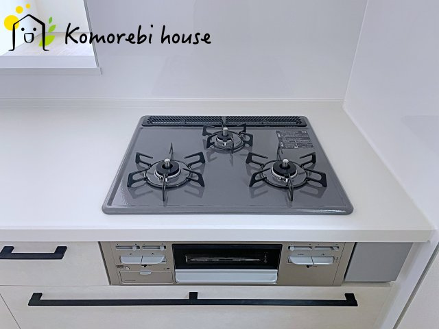 北本市宮内　２期　新築一戸建て　ハートフルタウン　Sのキッチン|コンパクトなキッチンで掃除もラクラク