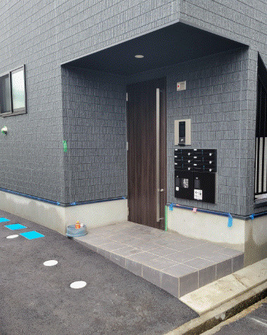 レガリア西町のエントランス