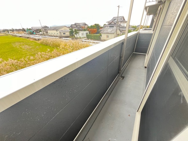 アムール壱番館のバルコニー|※同タイプの部屋写真です