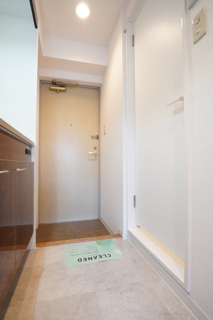 墨田区本所４丁目の賃貸マンションの玄関