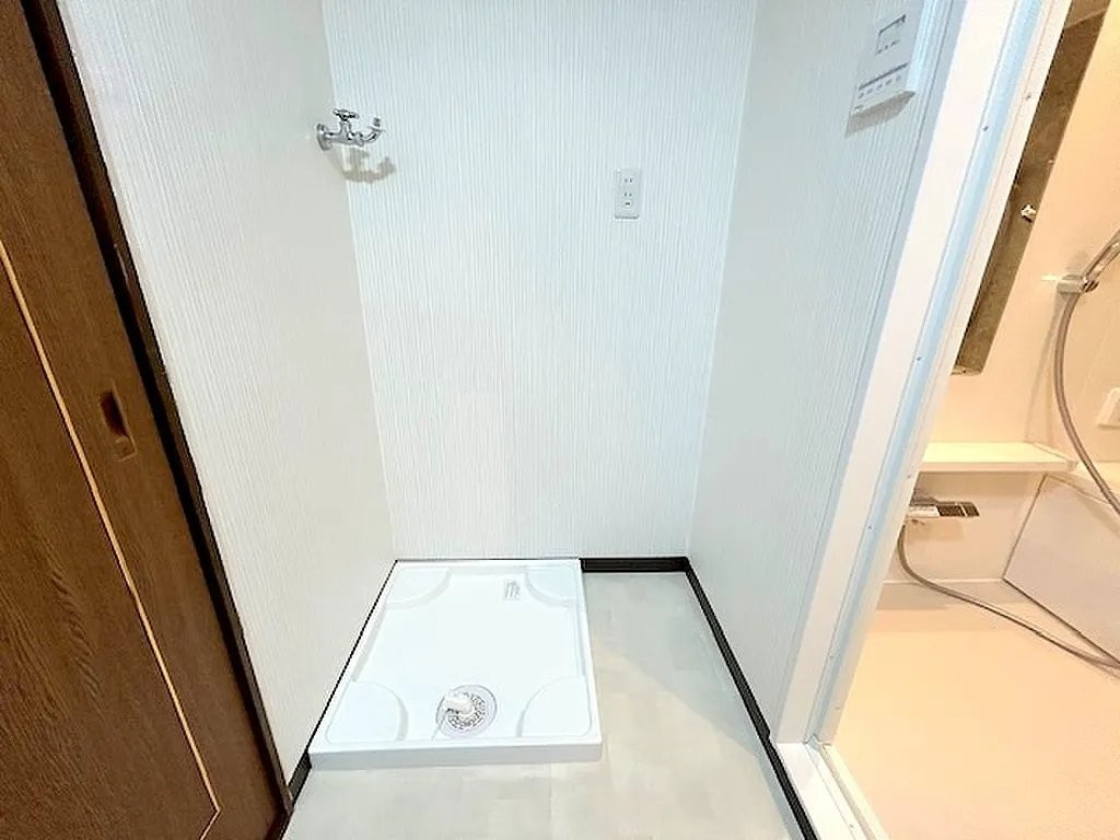 ふぁみーゆ寝屋川セントラルパークB棟の内装|洗濯機置き場
■物件内覧・資金計画相談・住宅ローン相談、リフォーム相談、お問合せ受付中■
※当日・翌日のご内覧、ご相談はお電話でのお問合せがスムーズです！