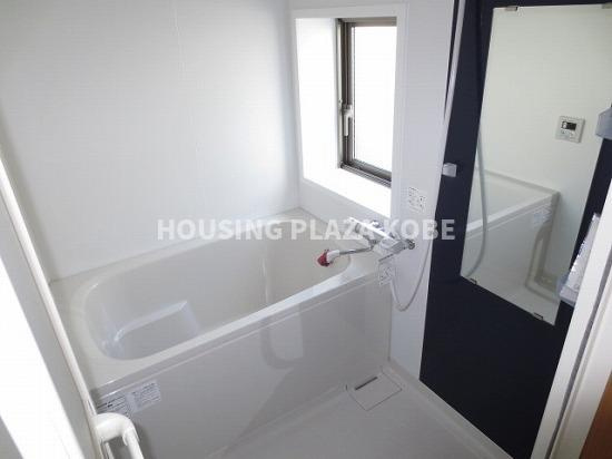 ワコーレヴィアーノ須磨寺町　須磨駅の賃貸情報の浴室