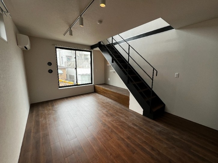 【居間・リビング】