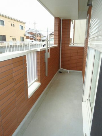ニュービレッジ山田二番のバルコニー