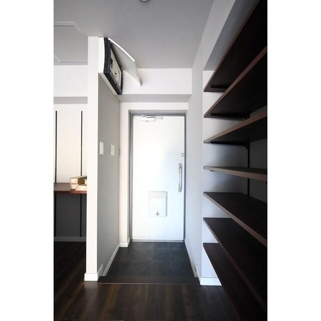 トーア早稲田マンションの玄関