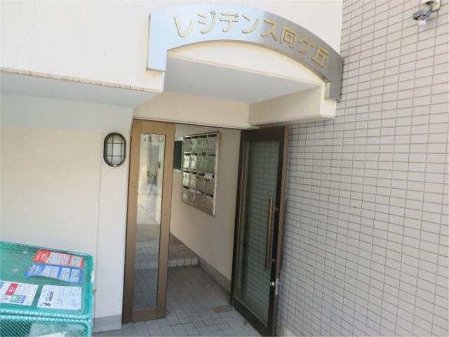 川崎市多摩区登戸の賃貸マンションのエントランス