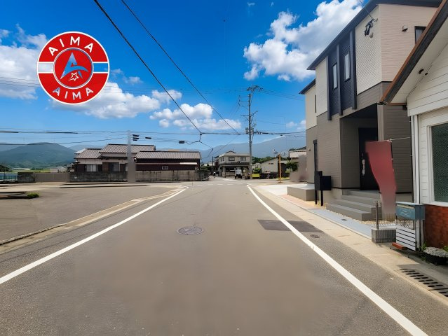 福岡市早良区脇山2丁目第1-1棟（1号棟）の外観|前面道路含む現地の写真です。