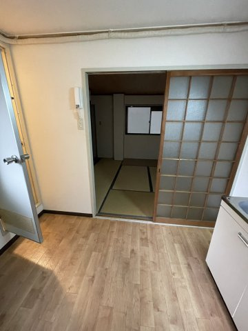 プレアール香ヶ丘の居間・リビング