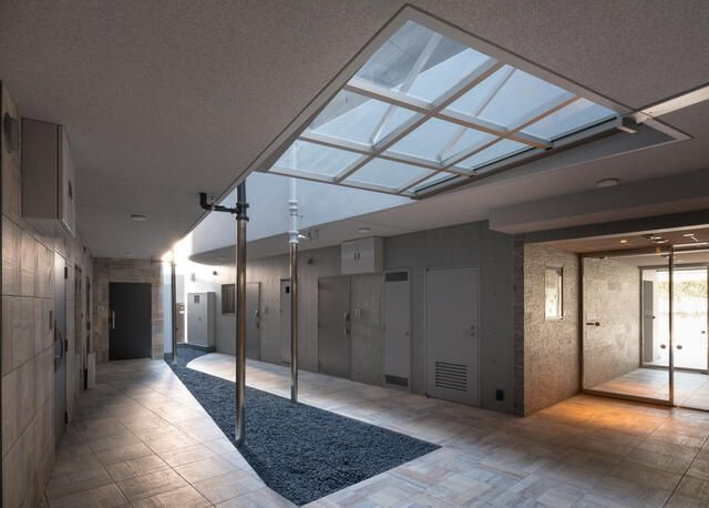 Ｂ　ＣＩＴＹ　ＡＰＡＲＴＭＥＮＴ　ＳＨＩＮＪＵＫＵ　ＮＷのロビー