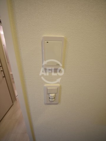 アーバネックス本町の設備|人感センサーライト・ホームゼキュリティリモコン