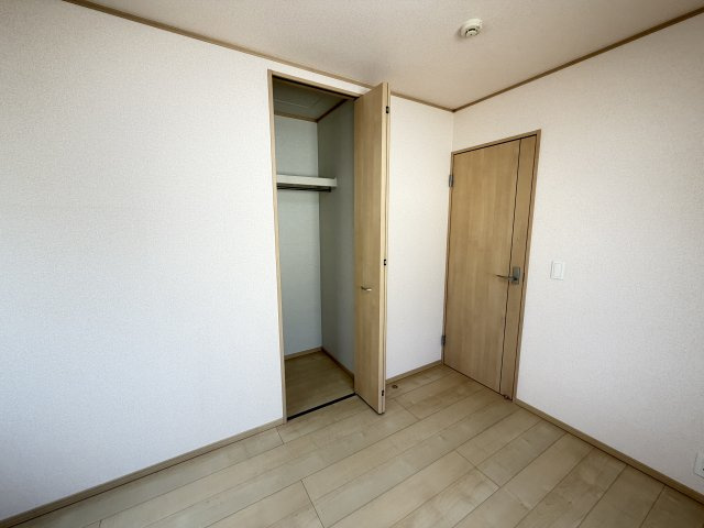 前橋市北代田町中古住宅の収納|■2階北東側洋室収納