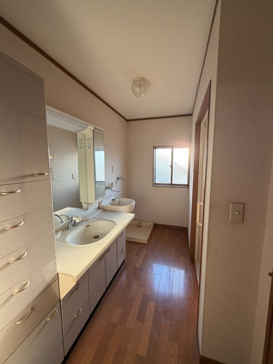 【洗面所】 | 本郷町貸戸建 -