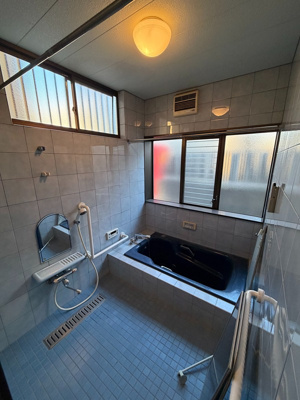 【浴室】 | 本郷町貸戸建 -