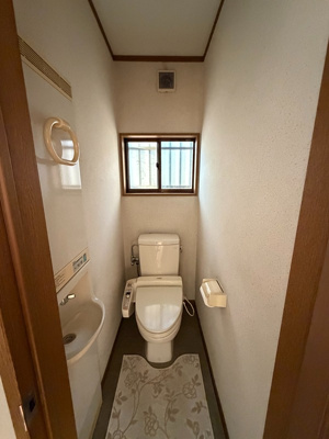 【トイレ】 | 本郷町貸戸建 -