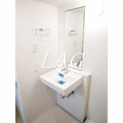 【洗面所】 | プレール・ドゥーク東京EASTⅤ | 洗面台です。