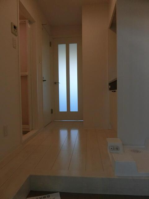 グランツ経堂の玄関|玄関を入ったところです