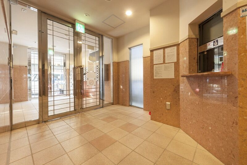 エステムコート神戸元町通のエントランス