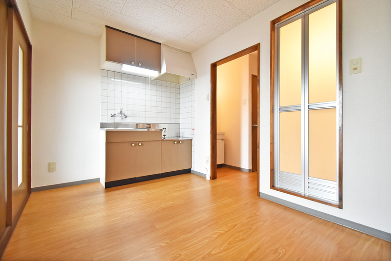 久留米市高野２丁目のアパートのその他|たっぷりとした収納スペースです