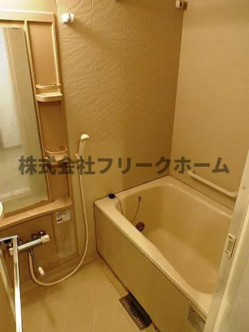 武蔵野市御殿山１丁目の賃貸マンションの浴室