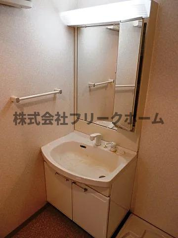 武蔵野市御殿山１丁目の賃貸マンションの洗面所