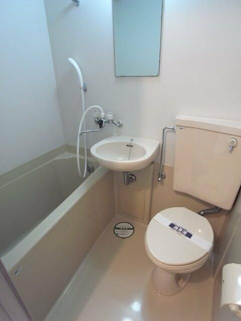 スカイコート田端の浴室