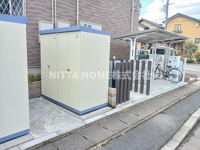 福知山市字天田和久市町のアパートのその他共用部分|外部トランクも嬉しいPOINT！！