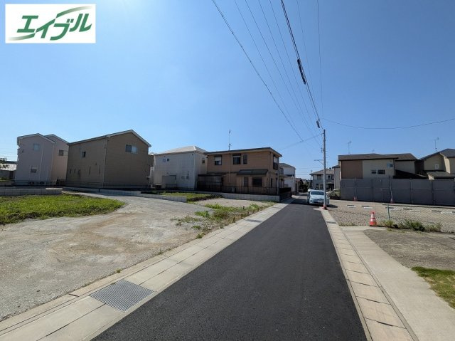 小牧市大字東田中　新築戸建　１号棟の前面道路含む現地写真|前面道路含む現地写真です