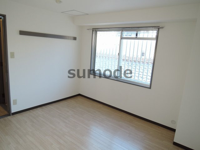 高槻市城北町１丁目の賃貸マンションの内装