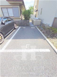 【駐車場】 | ソフィアルⅡ番館 | 駐車スペース