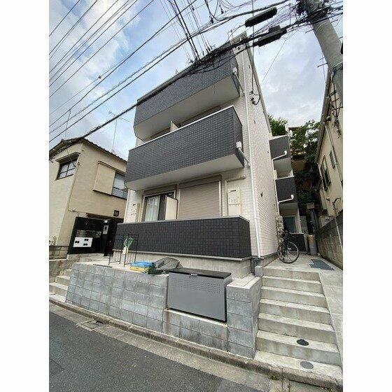 Ｓｅｍｐｌｉｃｅ中台の外観