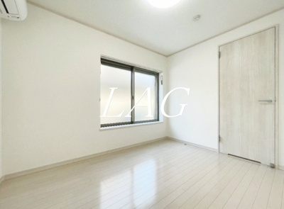 【居間・リビング】 | セシリア扇大橋 | 洋室のお部屋です。