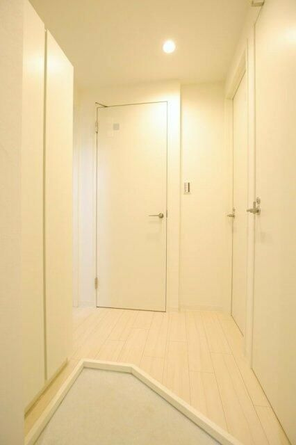 プリジェ池袋の玄関