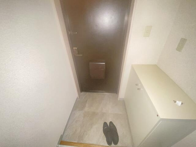 ＩＳレイクヒルズの玄関|※別部屋参考写真