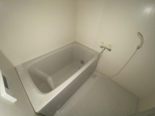 ＩＳレイクヒルズの浴室|※別部屋参考写真