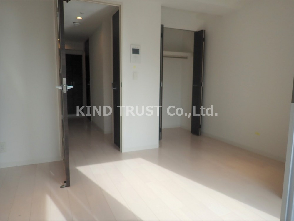 フジマン北梅田の居間・リビング|居間です