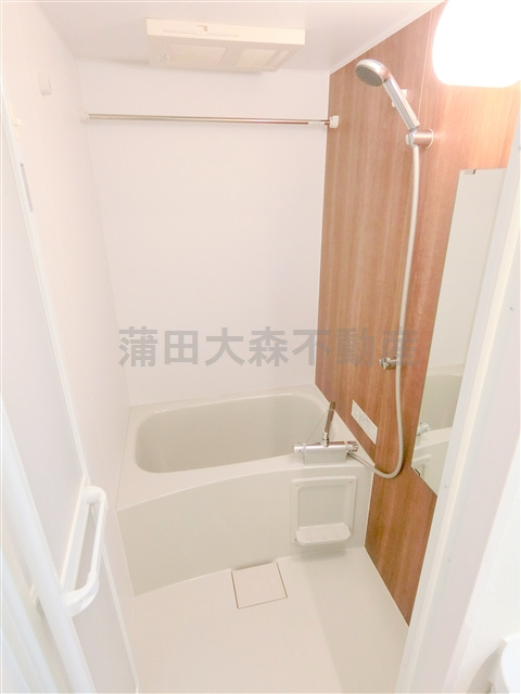 クレヴィスタ蒲田の浴室|浴室乾燥機付きのバスルーム　お風呂